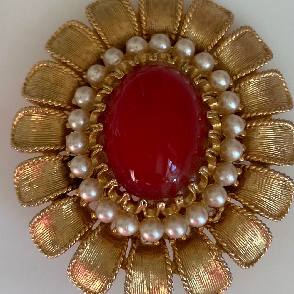 Vintage Flower Brooch Signed R. Mandle Glass Cabachon Faux Pearl Gold Tone